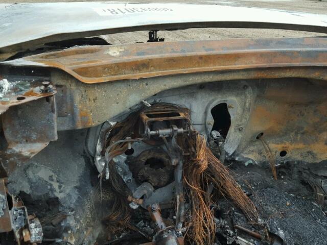 2G2WP552361297943 - 2006 PONTIAC GRAND PRIX GOLD photo 8