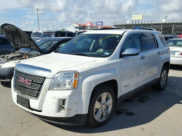 2GKFLTE39F6295917 - 2015 GMC TERRAIN SL WHITE photo 2