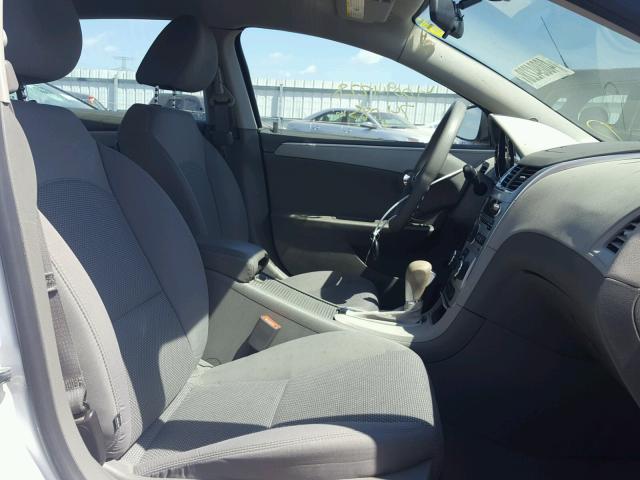 1G1ZA5EU7CF391154 - 2012 CHEVROLET MALIBU LS თეთრი ფოტო 5