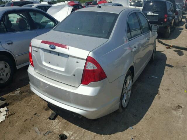 3FAHP0HA4CR291091 - 2012 FORD FUSION SILVER photo 4