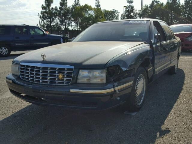 1G6KE54Y1XU770723 - 1999 CADILLAC DEVILLE DE BLACK photo 2