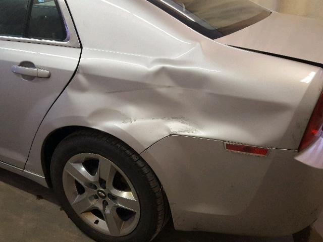 1G1ZC5E04AF176593 - 2010 CHEVROLET MALIBU 1LT SILVER photo 9