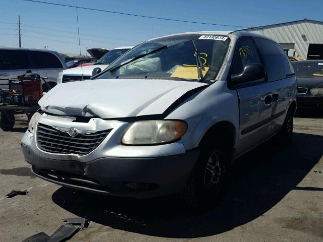 1C4GJ25382B688038 - 2002 CHRYSLER VOYAGER SILVER photo 2