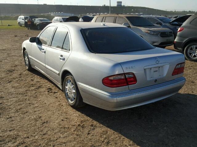 WDBJF65J8YB142537 - 2000 MERCEDES-BENZ E GRAY photo 3