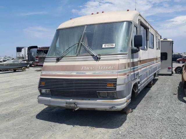 1GBKP37N7L3314419 - 1990 CHEVROLET P30 BEIGE photo 2