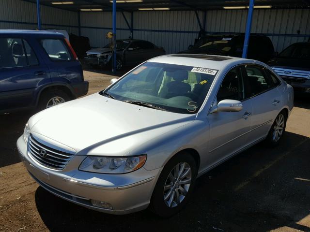 KMHFC46F19A368615 - 2009 HYUNDAI AZERA SE SILVER photo 2