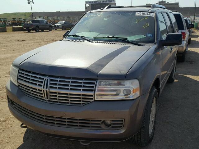 5LMJJ2H56EEL02747 - 2014 LINCOLN NAVIGATOR GRAY photo 2