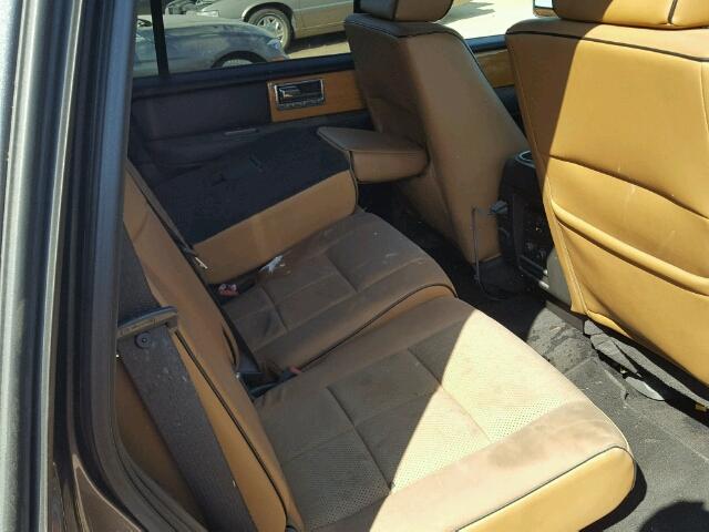 5LMJJ2H56EEL02747 - 2014 LINCOLN NAVIGATOR ნაცრისფერი ფოტო 4