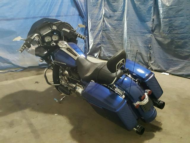 1HD1KTM12FB619763 - 2015 HARLEY-DAVIDSON FLTRXS ROA BLUE photo 3