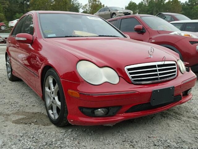 WDBRF52H57F851495 - 2007 MERCEDES-BENZ C RED photo 1