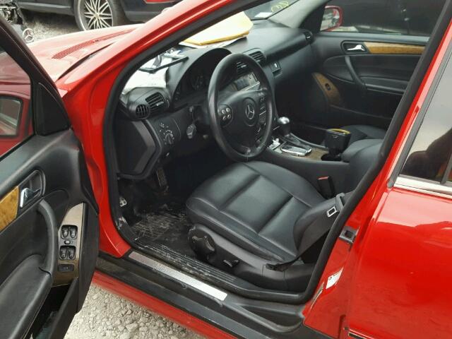 WDBRF52H57F851495 - 2007 MERCEDES-BENZ C RED photo 9