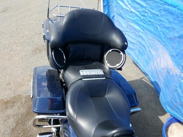 1HD1KEM15CB685960 - 2012 HARLEY-DAVIDSON FLHTK ELEC 蓝色 照片 6