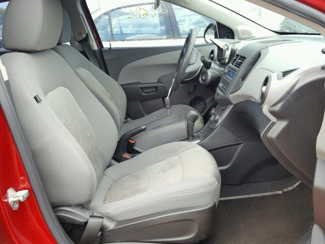 1G1JA5SH4D4100501 - 2013 CHEVROLET SONIC LS 红色 照片 5