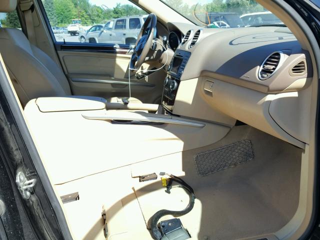 4JGBB8GB8BA702259 - 2011 MERCEDES-BENZ ML 350 4MA BLACK photo 5
