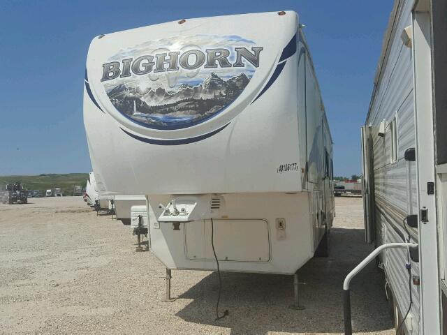 5SFBG392XBE229346 - 2011 HEART LAND MARINE/TRL WHITE photo 2