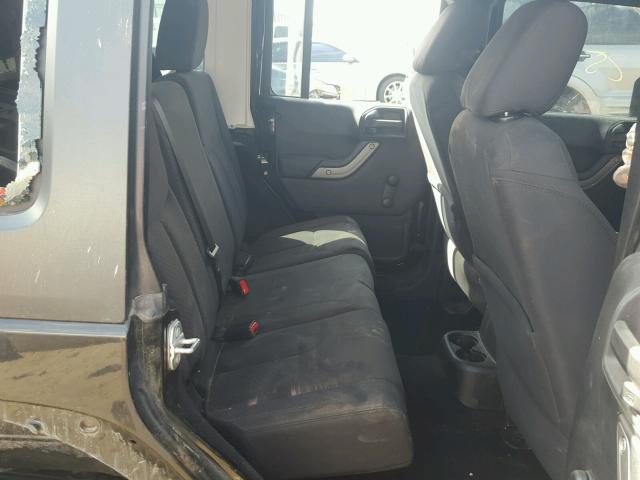 1C4BJWDG2FL763600 - 2015 JEEP WRANGLER U BLACK photo 9