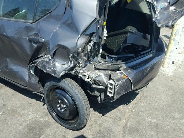 JTDKDTB32G1122286 - 2016 TOYOTA PRIUS C GRAY photo 10