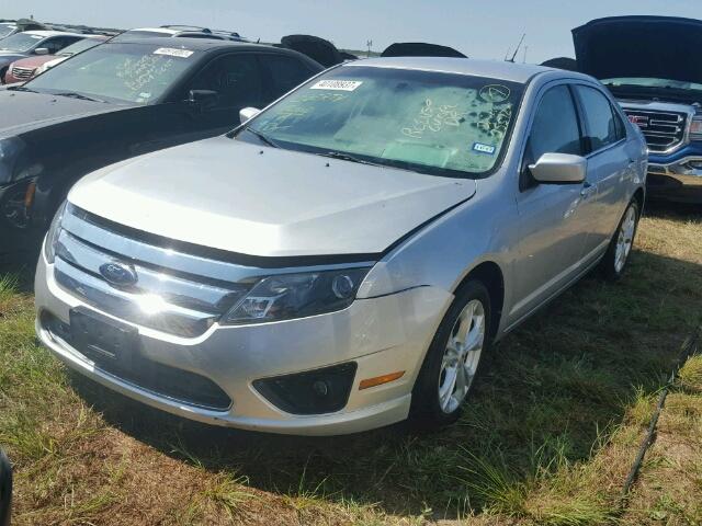 3FAHP0HA6CR211578 - 2012 FORD FUSION SILVER photo 2