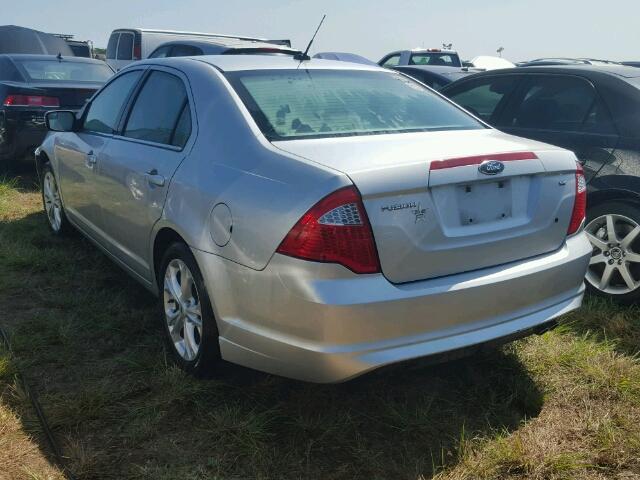 3FAHP0HA6CR211578 - 2012 FORD FUSION SILVER photo 3
