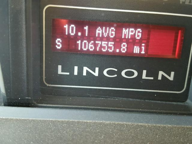 5LMFU28547LJ08729 - 2007 LINCOLN NAVIGATOR Czerwony zdjęcie 8