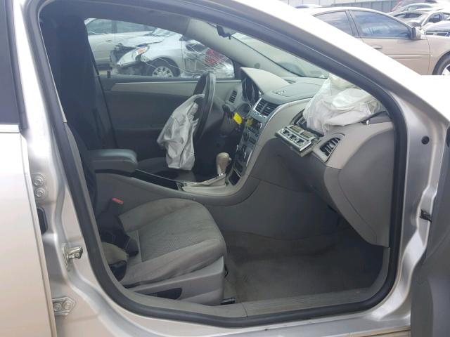 1G1ZA5EU2CF291124 - 2012 CHEVROLET MALIBU LS 银色 照片 5
