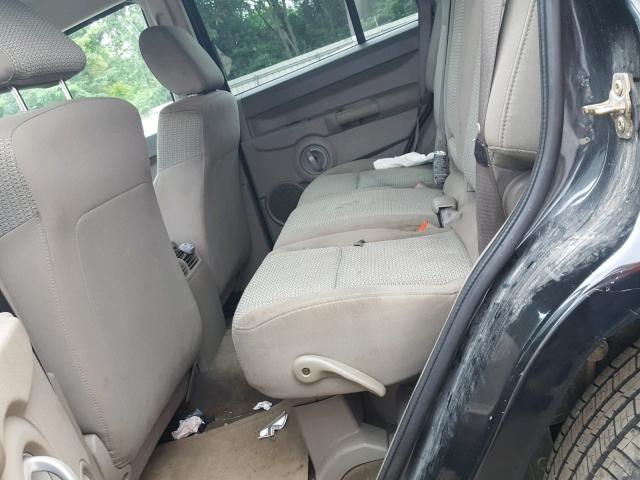 1J8HG48K66C271320 - 2006 JEEP COMMANDER BLACK photo 6