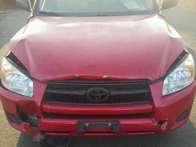 JTMBF33VX95010101 - 2009 TOYOTA RAV4 RED photo 7