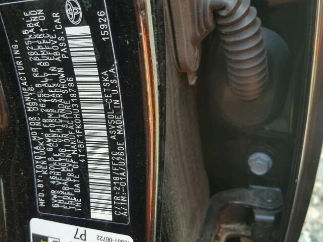 4T1BF1FK0HU318786 - 2017 TOYOTA CAMRY LE შავი ფოტო 10