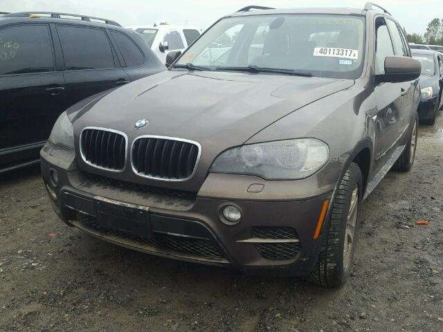 5UXZV4C58BL407720 - 2011 BMW X5 BROWN photo 2