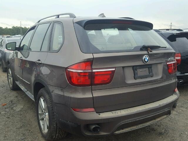 5UXZV4C58BL407720 - 2011 BMW X5 بني صورة 3