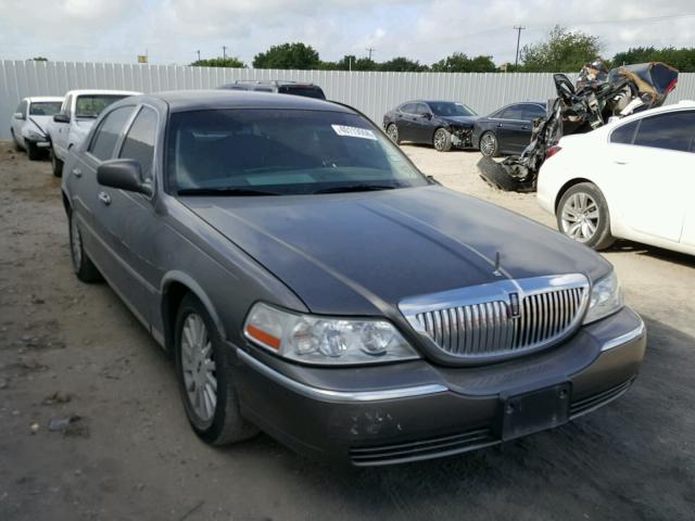 1LNHM81W84Y664896 - 2004 LINCOLN TOWN CAR E GRAY photo 1