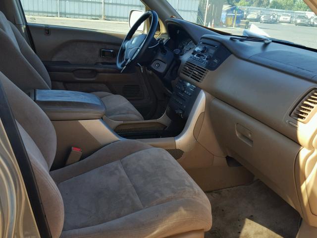 2HKYF18415H556617 - 2005 HONDA PILOT EX BEIGE photo 5