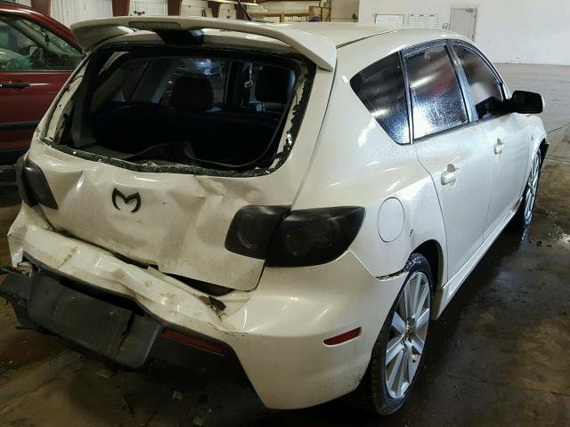 JM1BK34L681184116 - 2008 MAZDA SPEED 3 WHITE photo 4