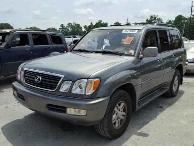 JT6HT00W4Y0092778 - 2000 LEXUS LX 470 GRAY photo 2