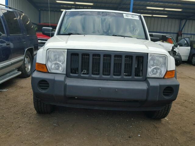 1J8HG48N26C351935 - 2006 JEEP COMMANDER თეთრი ფოტო 9