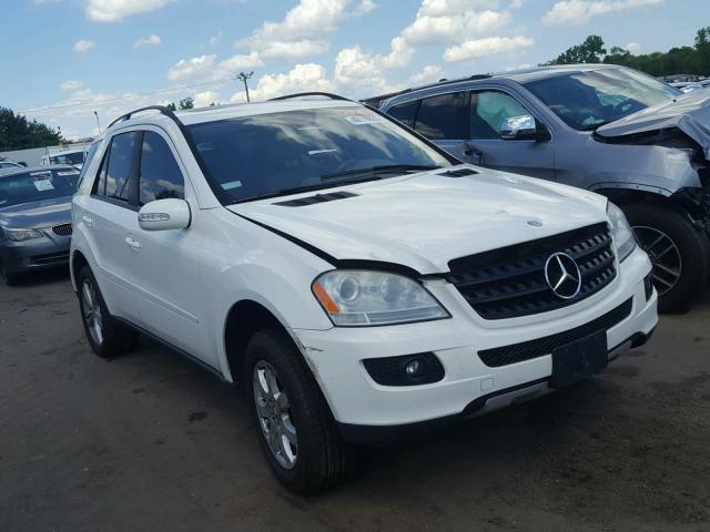 4JGBB86E26A147102 - 2006 MERCEDES-BENZ ML 350 WHITE photo 1