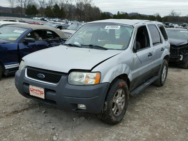 1FMYU03153KD79092 - 2003 FORD ESCAPE XLT SILVER photo 2