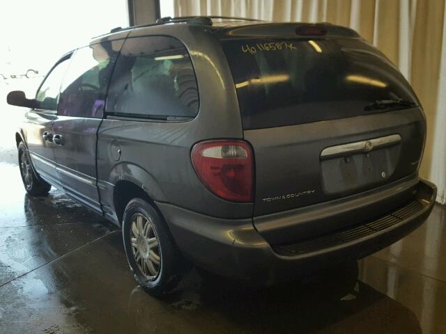2C4GP54L24R562053 - 2004 CHRYSLER TOWN & COU GRAY photo 3