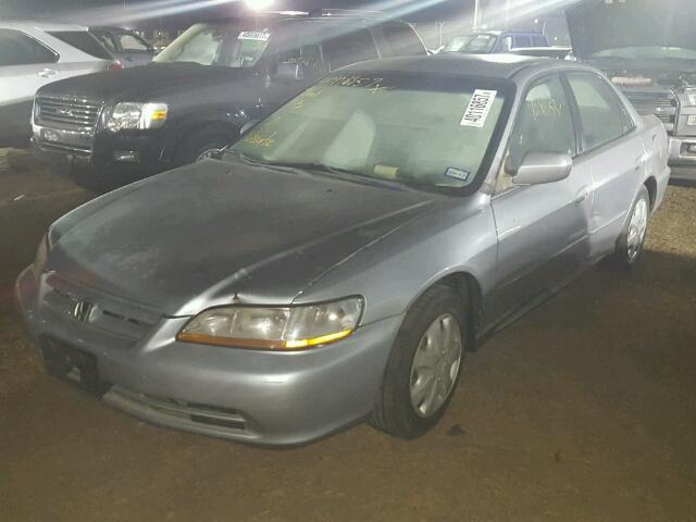 JHMCG56411C023267 - 2001 HONDA ACCORD LX SILVER photo 2