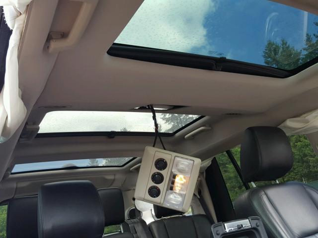 SALAK2D40BA555527 - 2011 LAND ROVER LR4 HSE LU BLACK photo 9