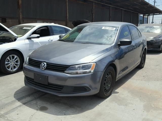 3VW2K7AJ2EM237724 - 2014 VOLKSWAGEN JETTA BASE 银色 照片 2