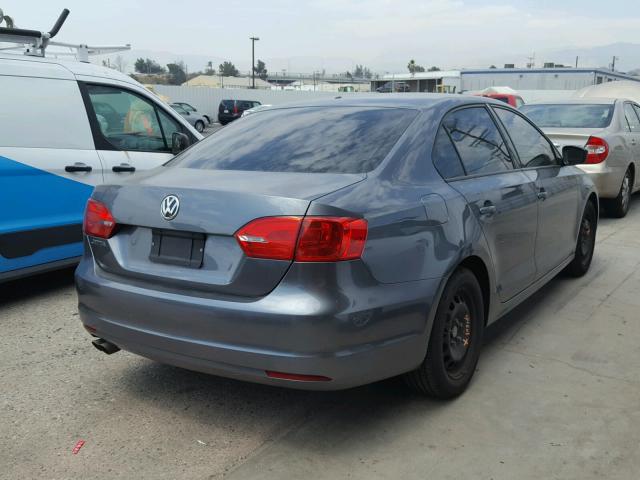 3VW2K7AJ2EM237724 - 2014 VOLKSWAGEN JETTA BASE 银色 照片 4