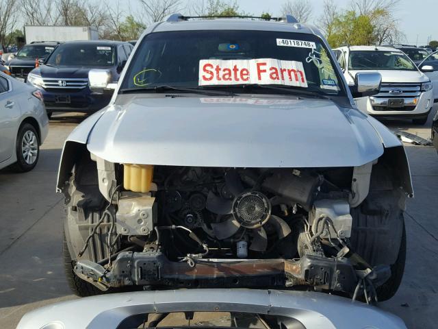 5N1BA0ND2AN604263 - 2010 NISSAN ARMADA SE SILVER photo 9