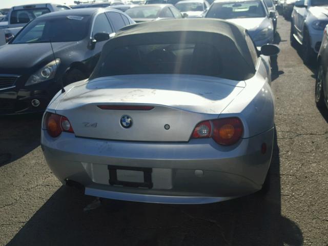 4USBT33413LS41112 - 2003 BMW Z4 2.5 SILVER photo 6