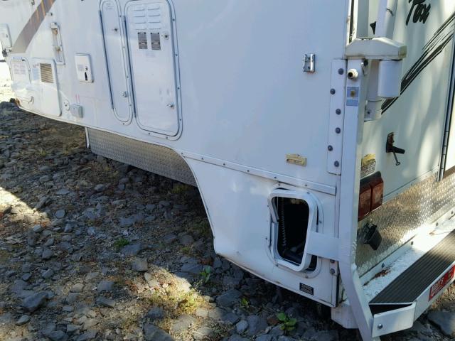 1NCA990S640102967 - 2004 AERO ARCTIC FOX 白色 照片 9