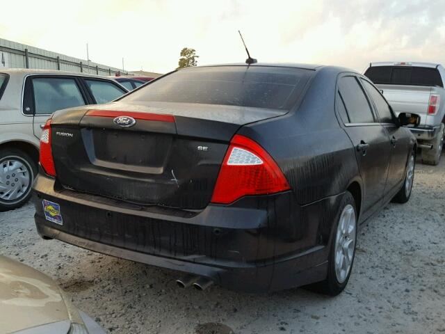 3FAHP0HA9BR197948 - 2011 FORD FUSION SE BLACK photo 4