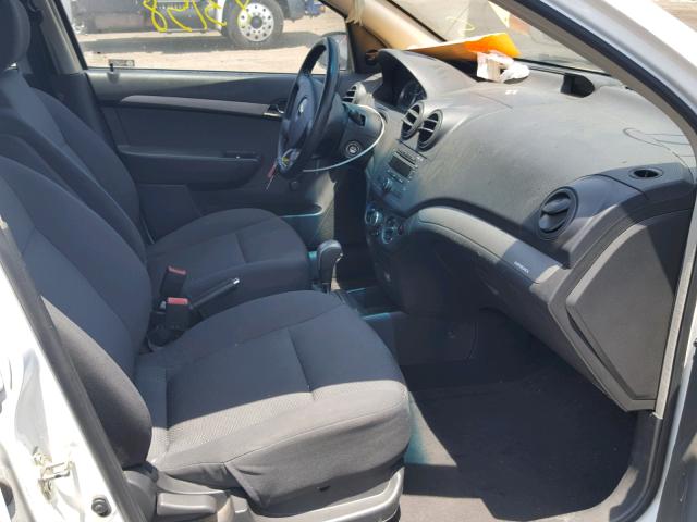 KL1TD56608B239596 - 2008 CHEVROLET AVEO BASE Ақ фото 5