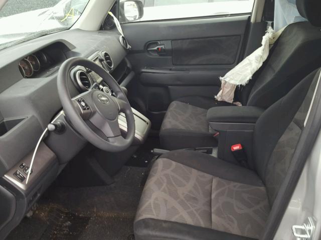 JTLZE4FE3FJ069341 - 2015 TOYOTA SCION XB Silber Foto 5