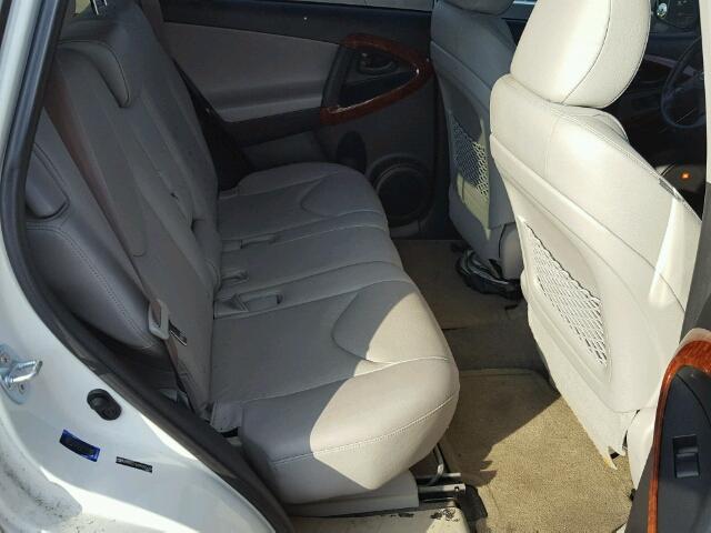 JTMZK31V695025630 - 2009 TOYOTA RAV4 白色 照片 6