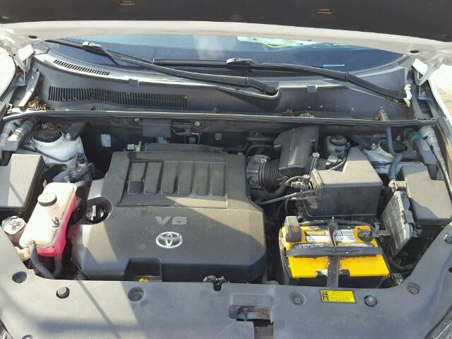 JTMZK31V695025630 - 2009 TOYOTA RAV4 白色 照片 7